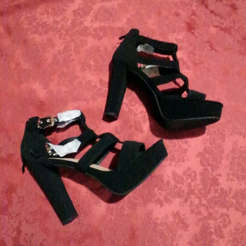 New Top Moda Black Platform Heels Size 8